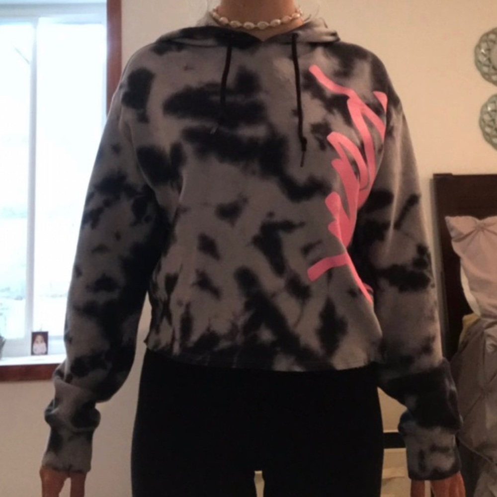 PINK cropped sweatshirt